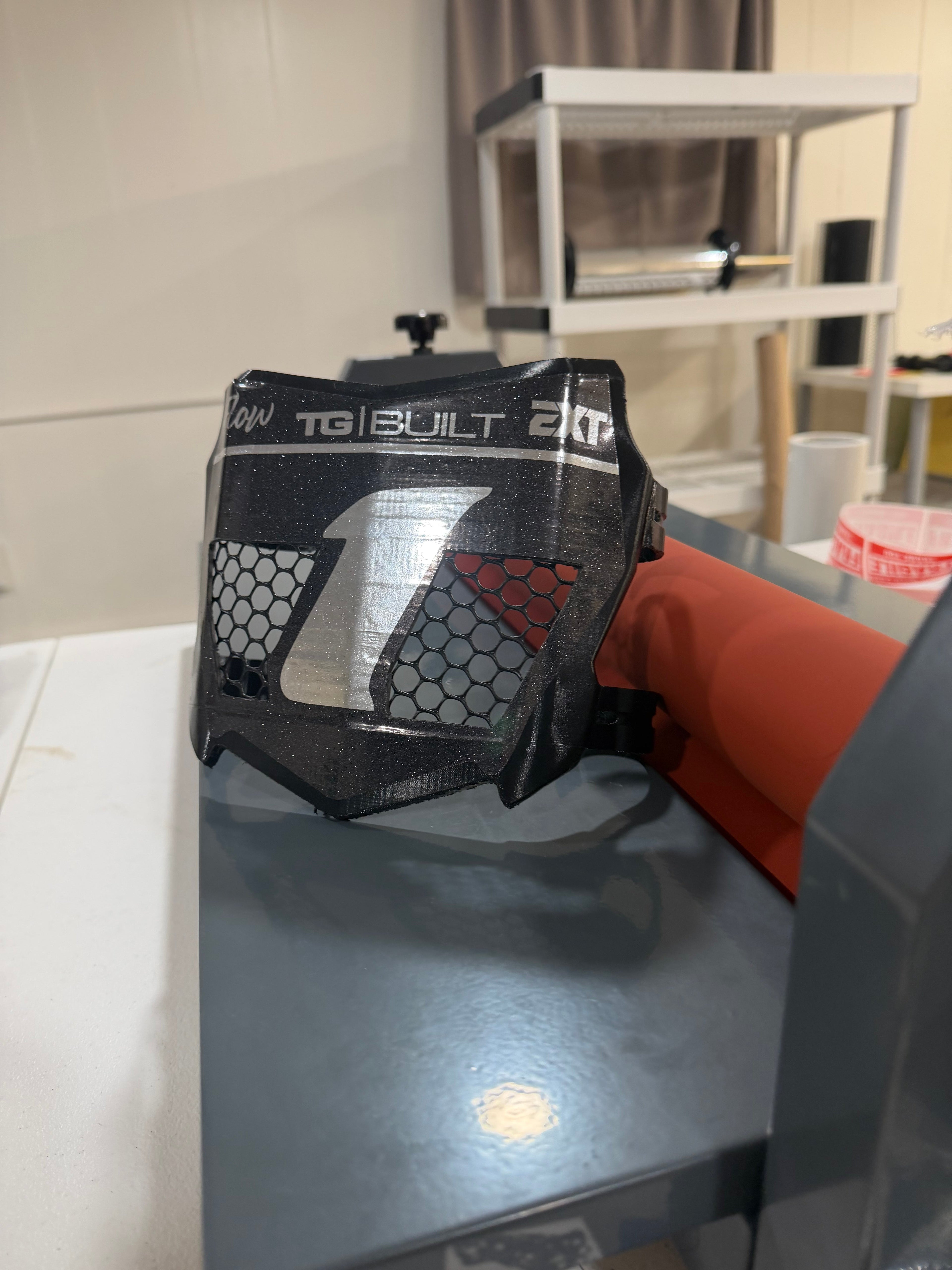 Glossy vented plate (pre order 1 week wait)