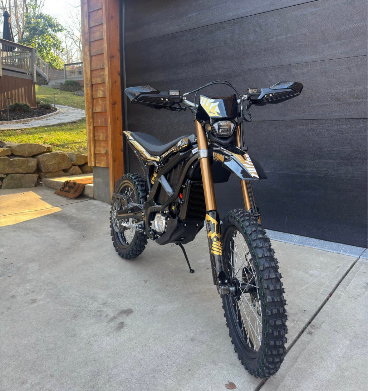 2025 Surron ultra bee